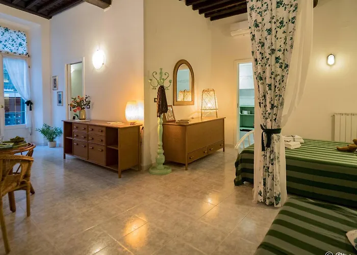 Picabon Quiet With Ac & Balcony Lägenhet *